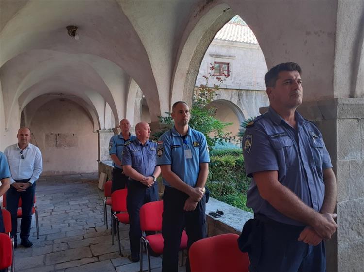 Slika PU_DN/2021/dan policije - misa Pridvorje//3.jpg